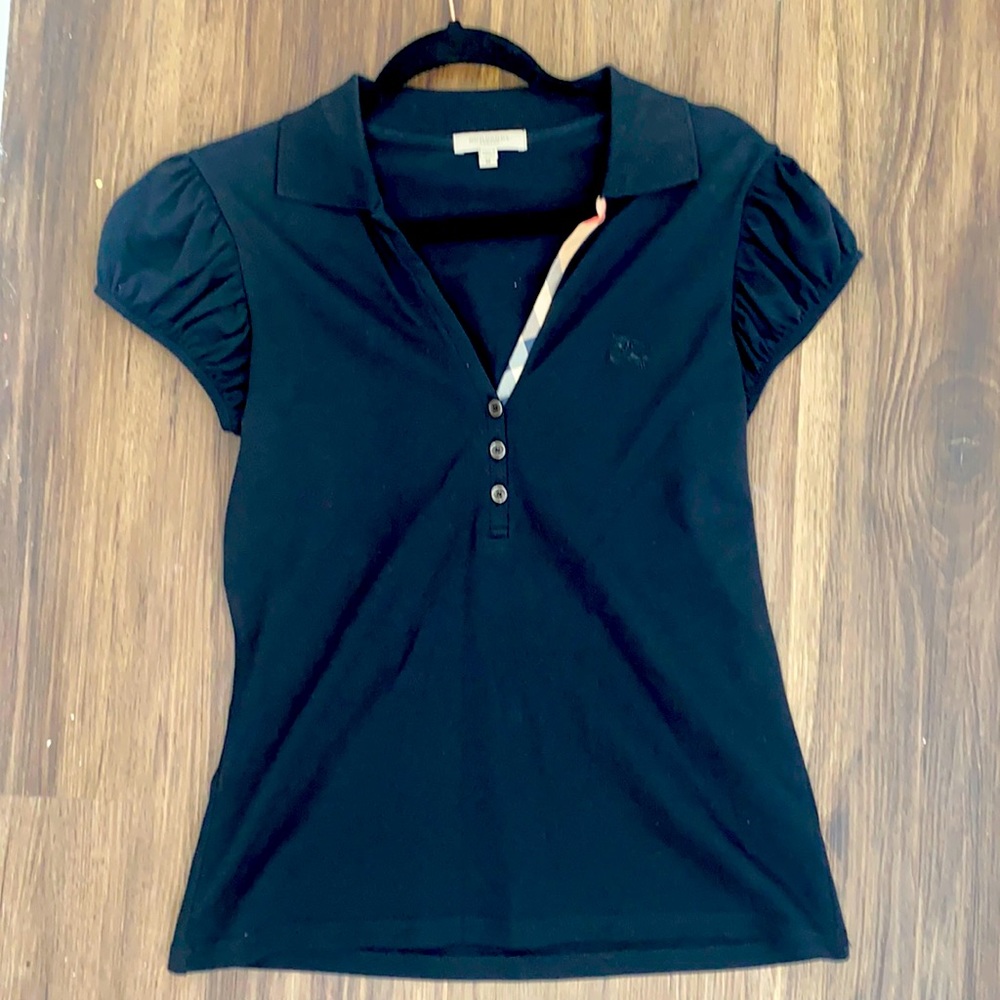 Authentic Burberry women’s top! Super cute and stylish! New without tags! Size M